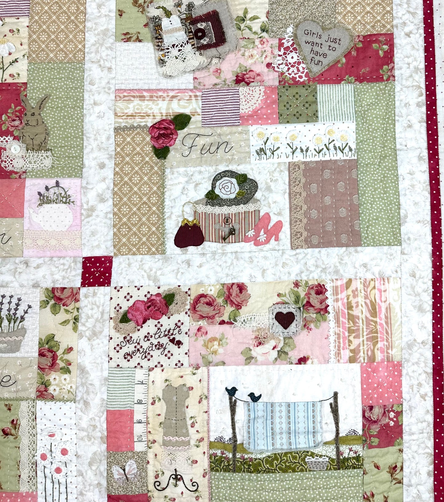 Friendship Quilt (new colours) - full kit with applique fabrics and embellishments