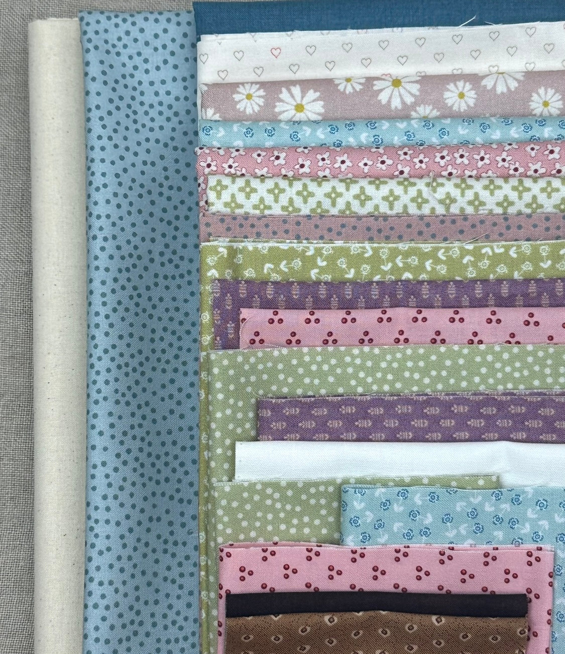 Ollie & Olive Owl Quilt & bag fabric kit with Blue binding