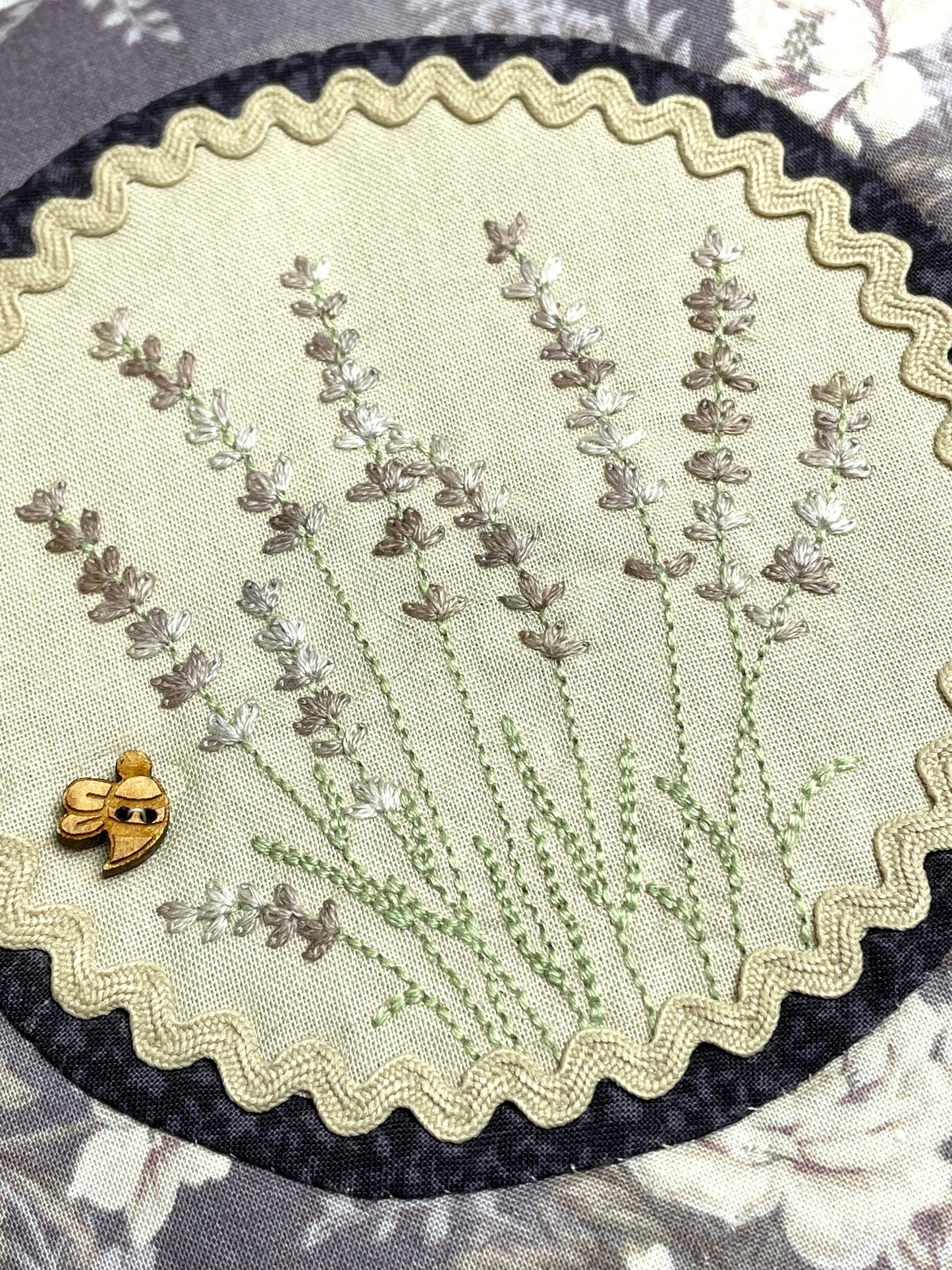 Lavendar IPad satchel pattern and fabric kit